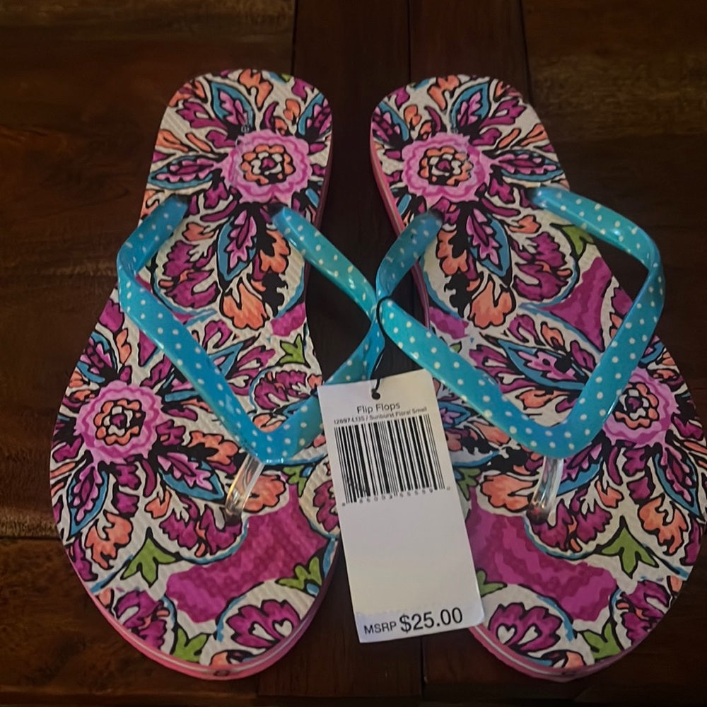 Vera Bradley thong sandals